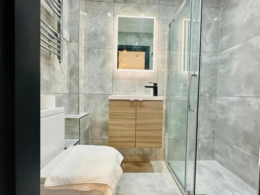 Apartment Flash Sale Brighton City Centre Seafront Studio Bn112Shp5B United Kingdom